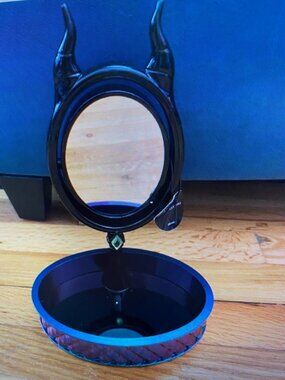 Disney Villains Bath And Body Works Maleficent Mirror Tray - NEW IN BOX